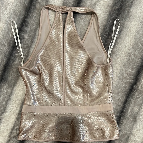 Halter top with sequins size 2. - Picture 4 of 6